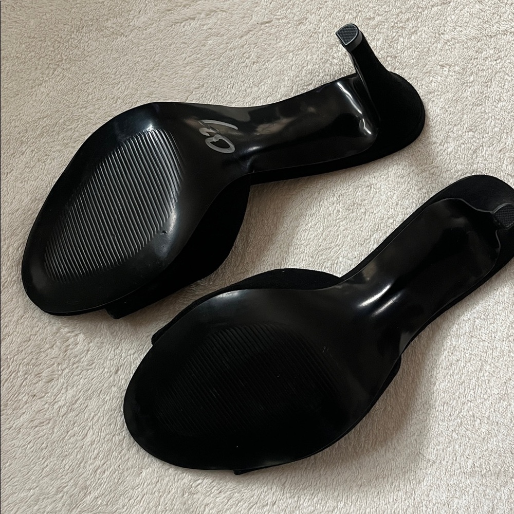 Black Suede “Erin” Steve Madden Heels Sandals Mules sz 8.5 New - Picture 11 of 11
